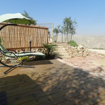 Desert View Suite Kfar Adumim Esterno foto