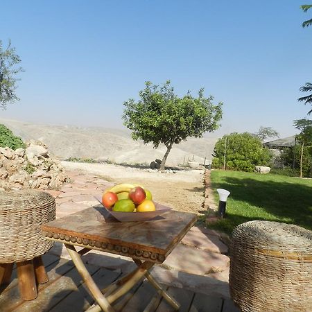 Desert View Suite Kfar Adumim Esterno foto