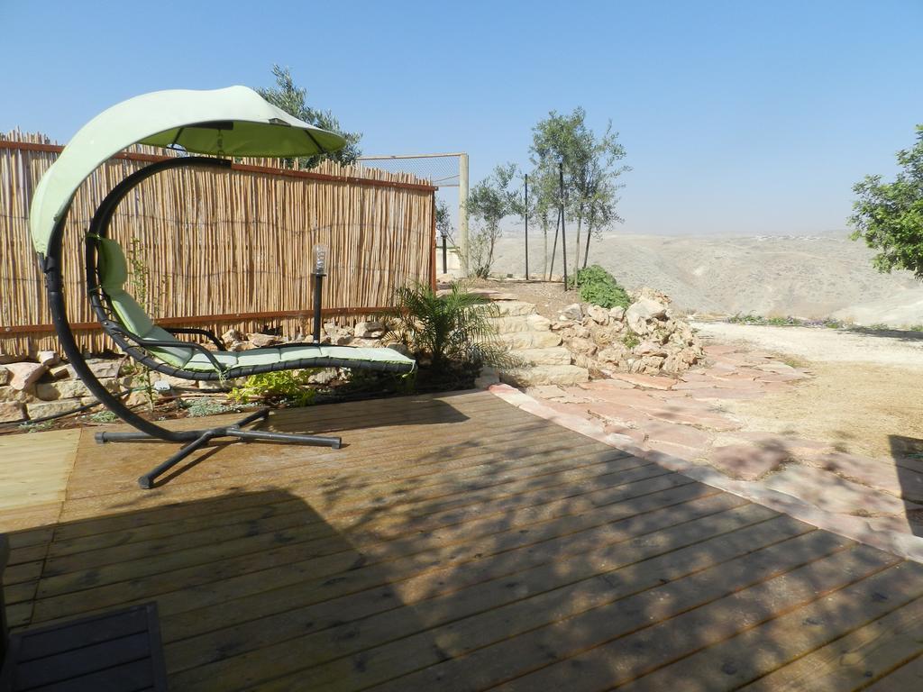 Desert View Suite Kfar Adumim Esterno foto